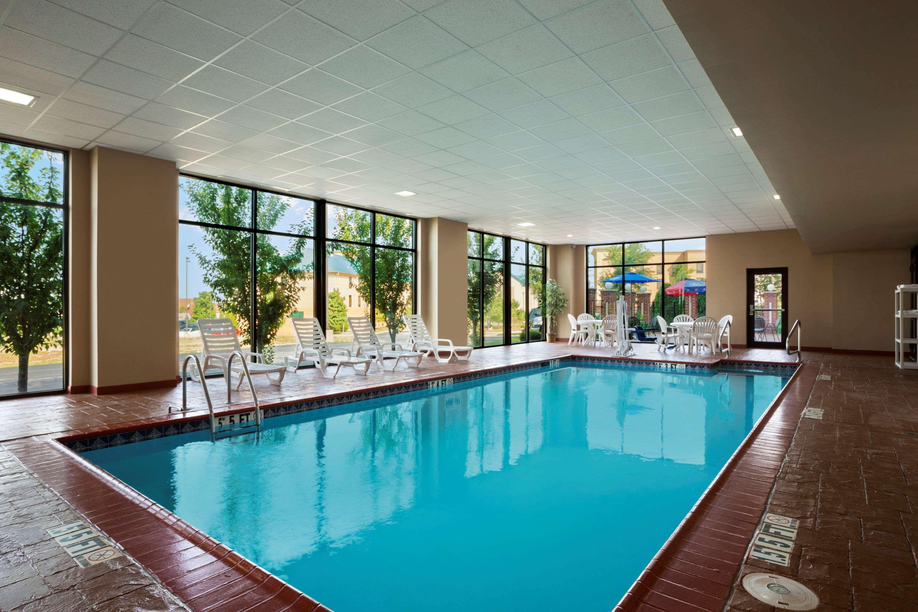 Wingate By Wyndham East 3*