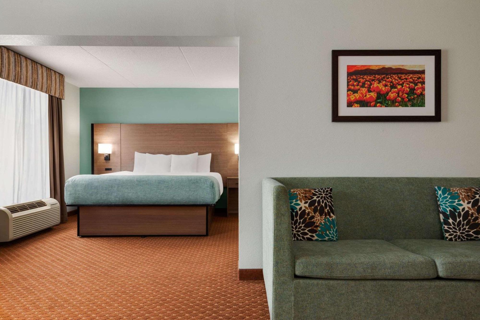 Hotel Wingate By Wyndham East 3*