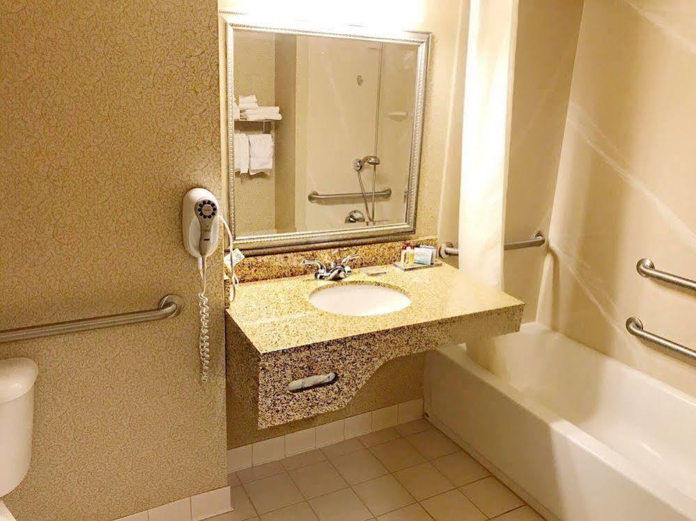 Wingate By Wyndham East 3* Louisville